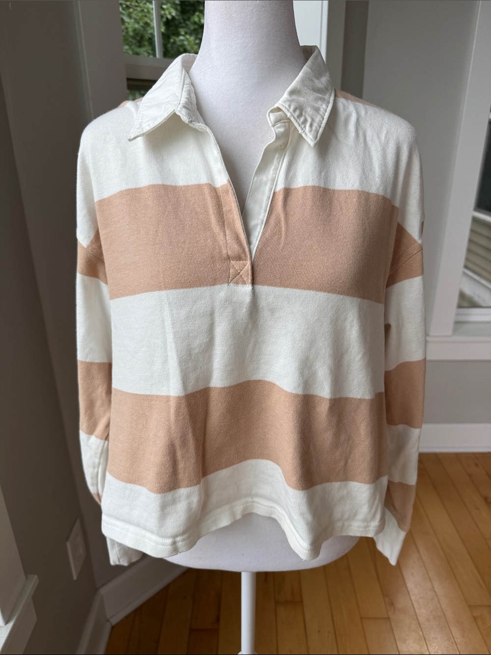 Aerie Ivory and Peach Pink Cotton Wide-Stripe Collared Cropped Long Sleeve Top